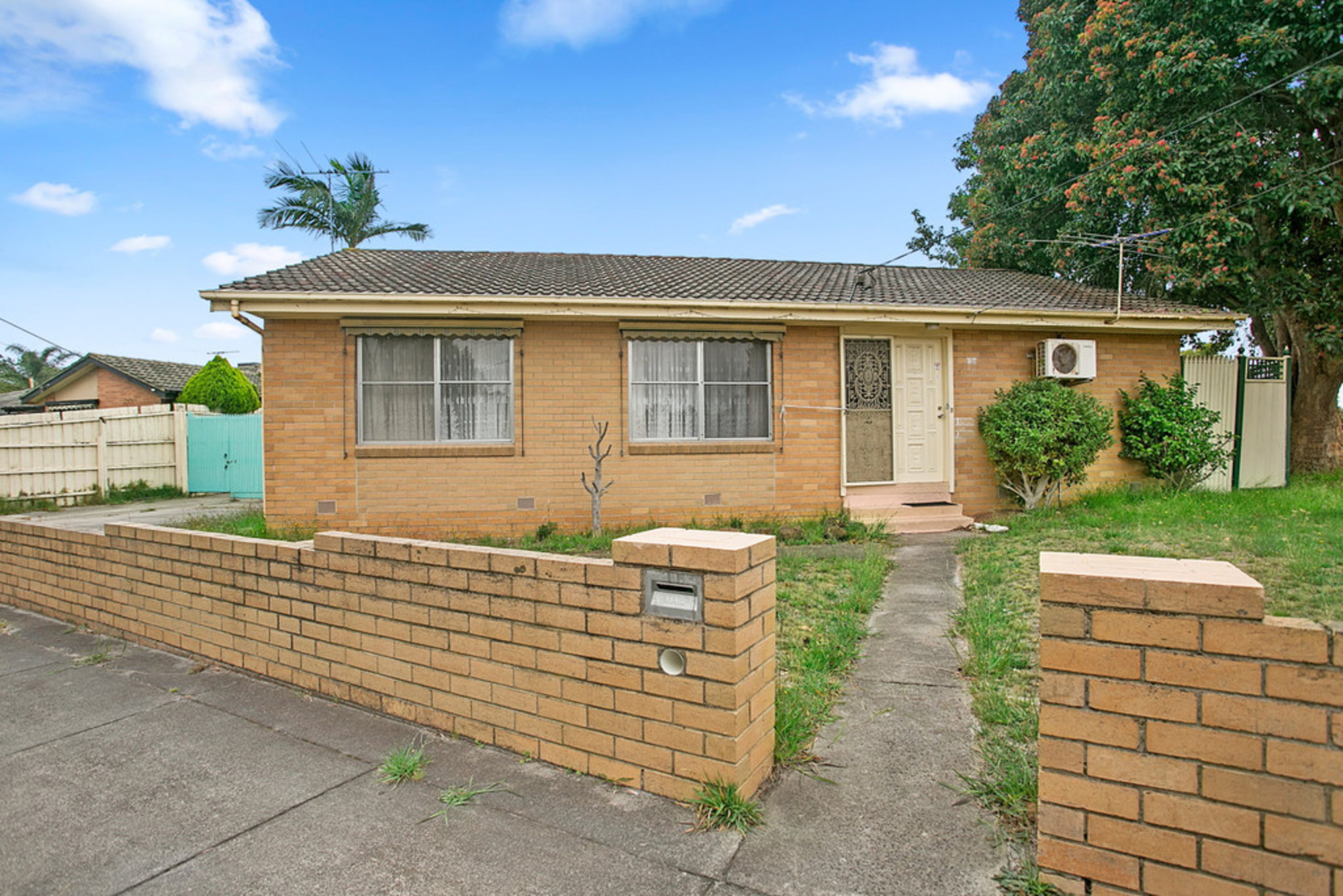 16 excelsior drive, frankston north 3200 - private